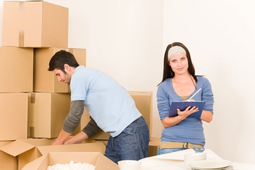 Local removal truck hire service in Claphampark